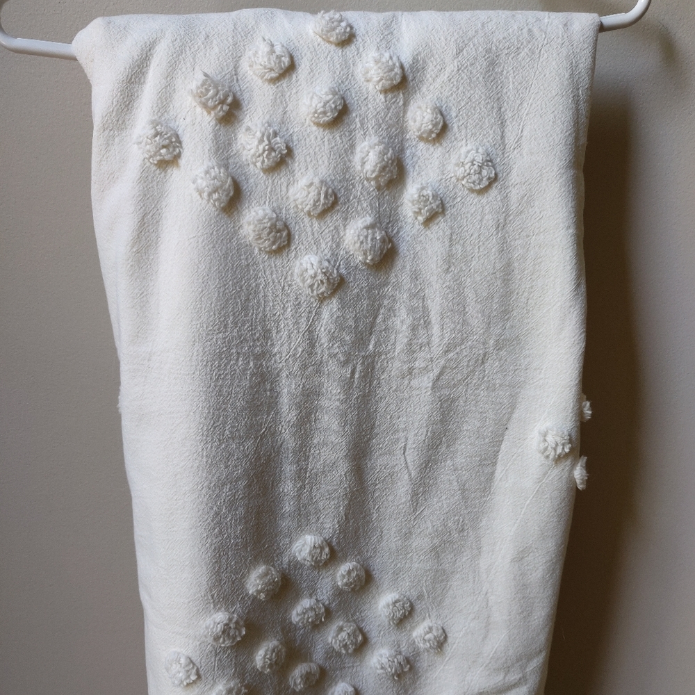 NWOT URBAN OUTFITTERS Tufted Geo Dot Duvet Cover Twin XL Cream - Picture 4 of 4